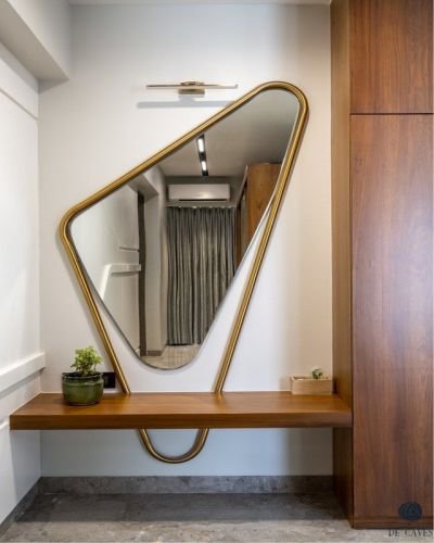 Mirror & Frames, reference design 018
